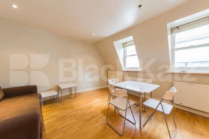 City Location 1 bedroom property with balcony near old street station Westland Place, Old Street